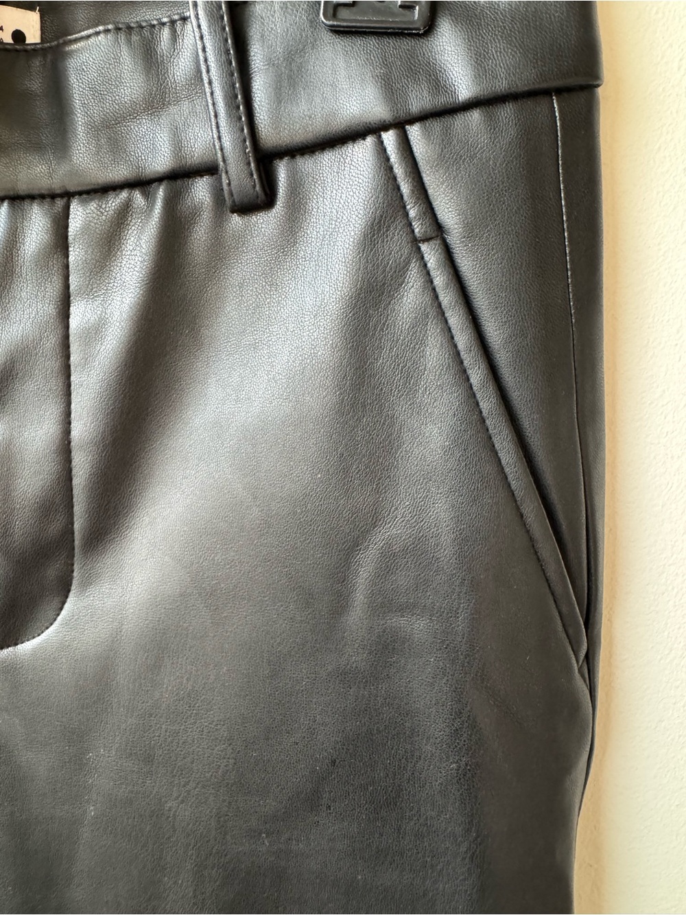 Zara Black Faux Leather Straight Leg Pants - Picture 4 of 8